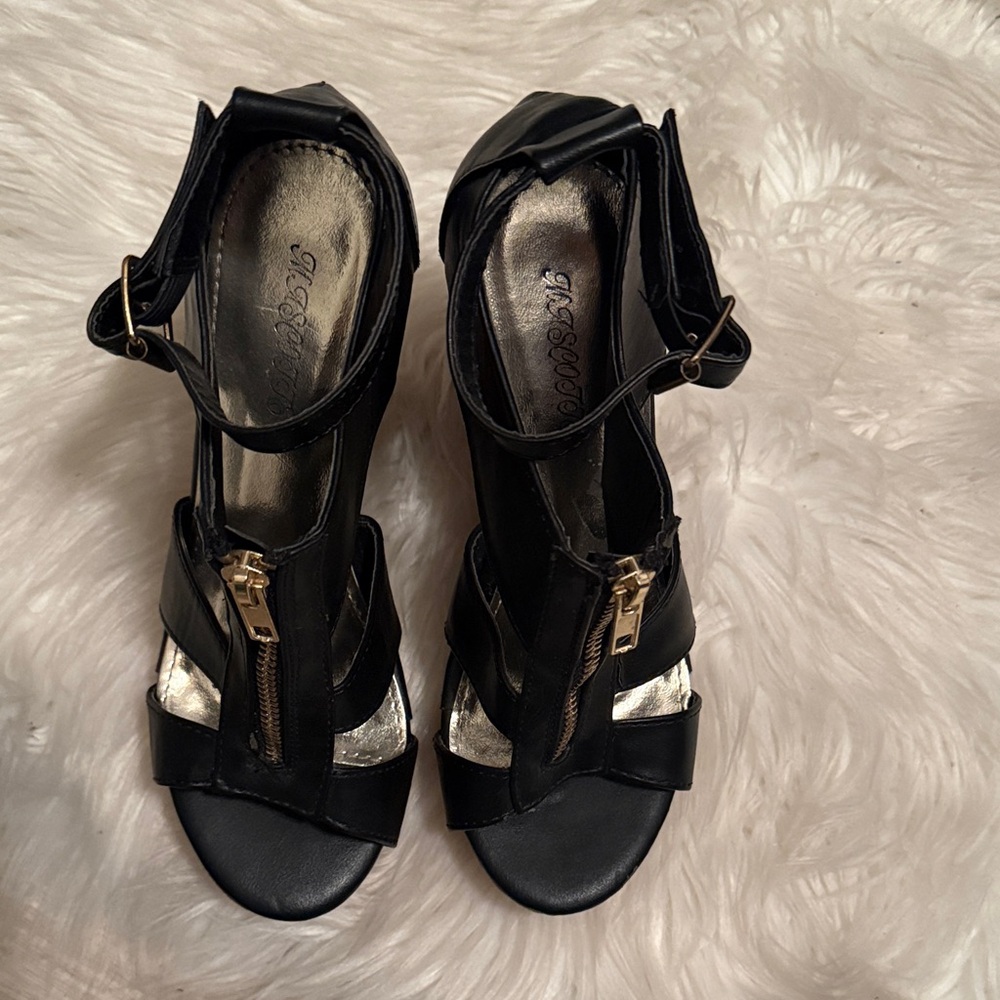 Black Women's Sandals with Gold Accents
